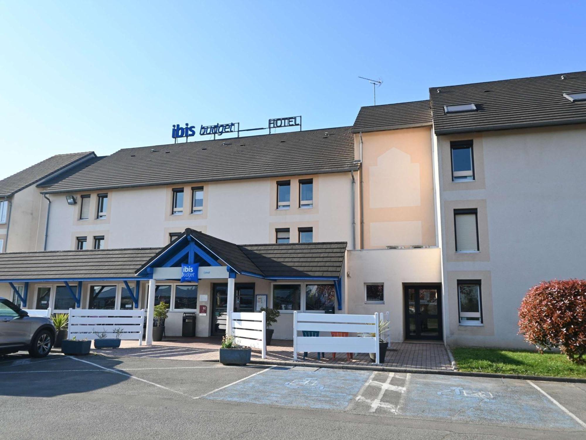 Hotel ibis Budget Laval Bonchamp Les Laval Buitenkant foto