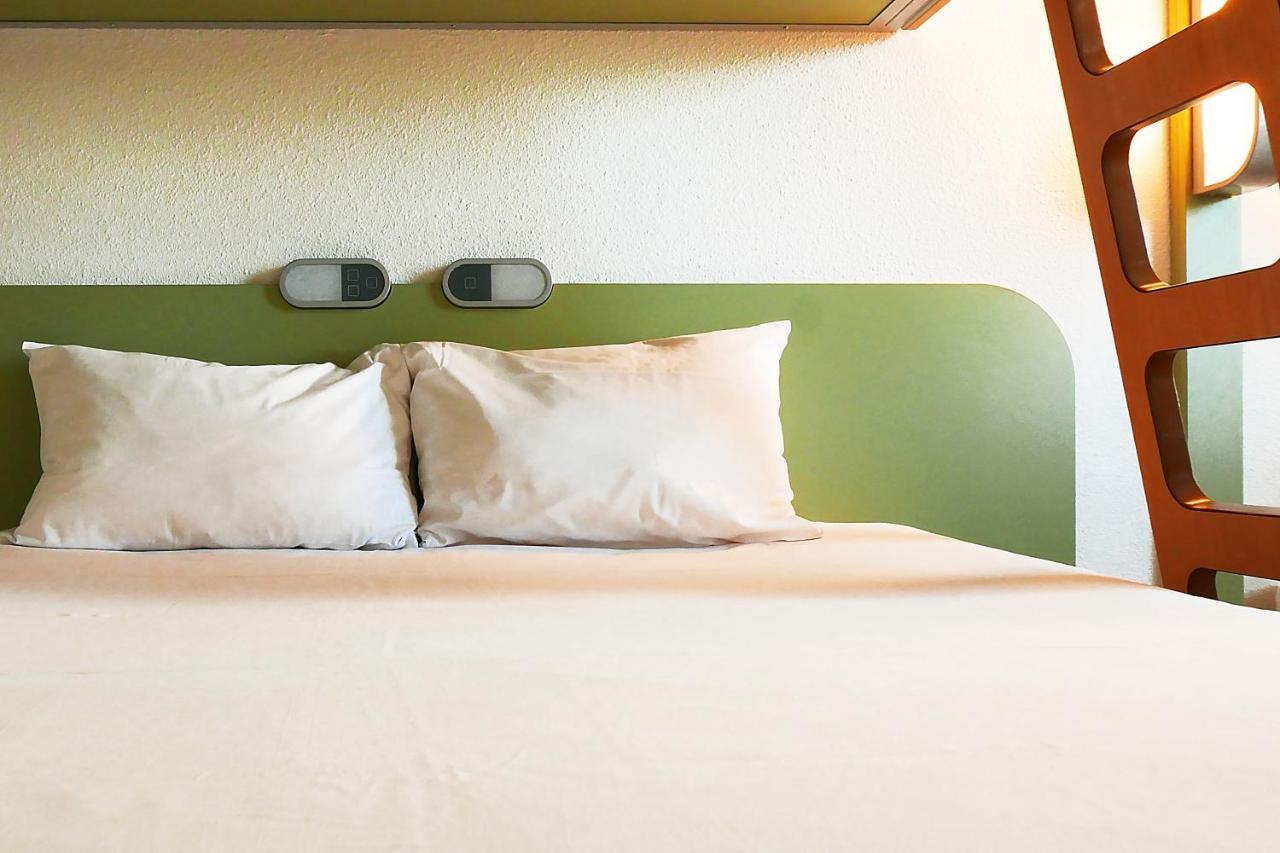 Hotel ibis Budget Laval Bonchamp Les Laval Buitenkant foto