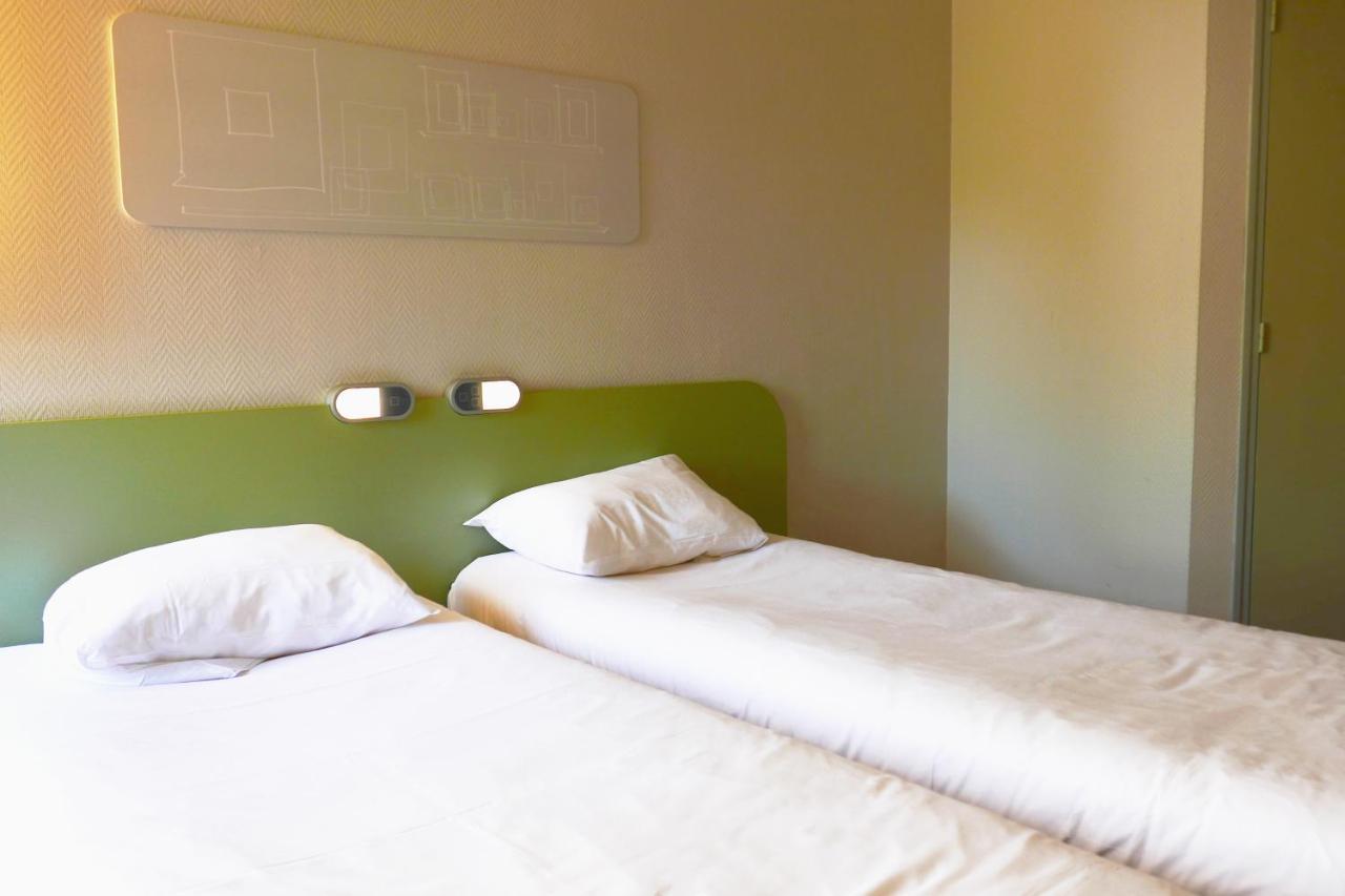 Hotel ibis Budget Laval Bonchamp Les Laval Buitenkant foto